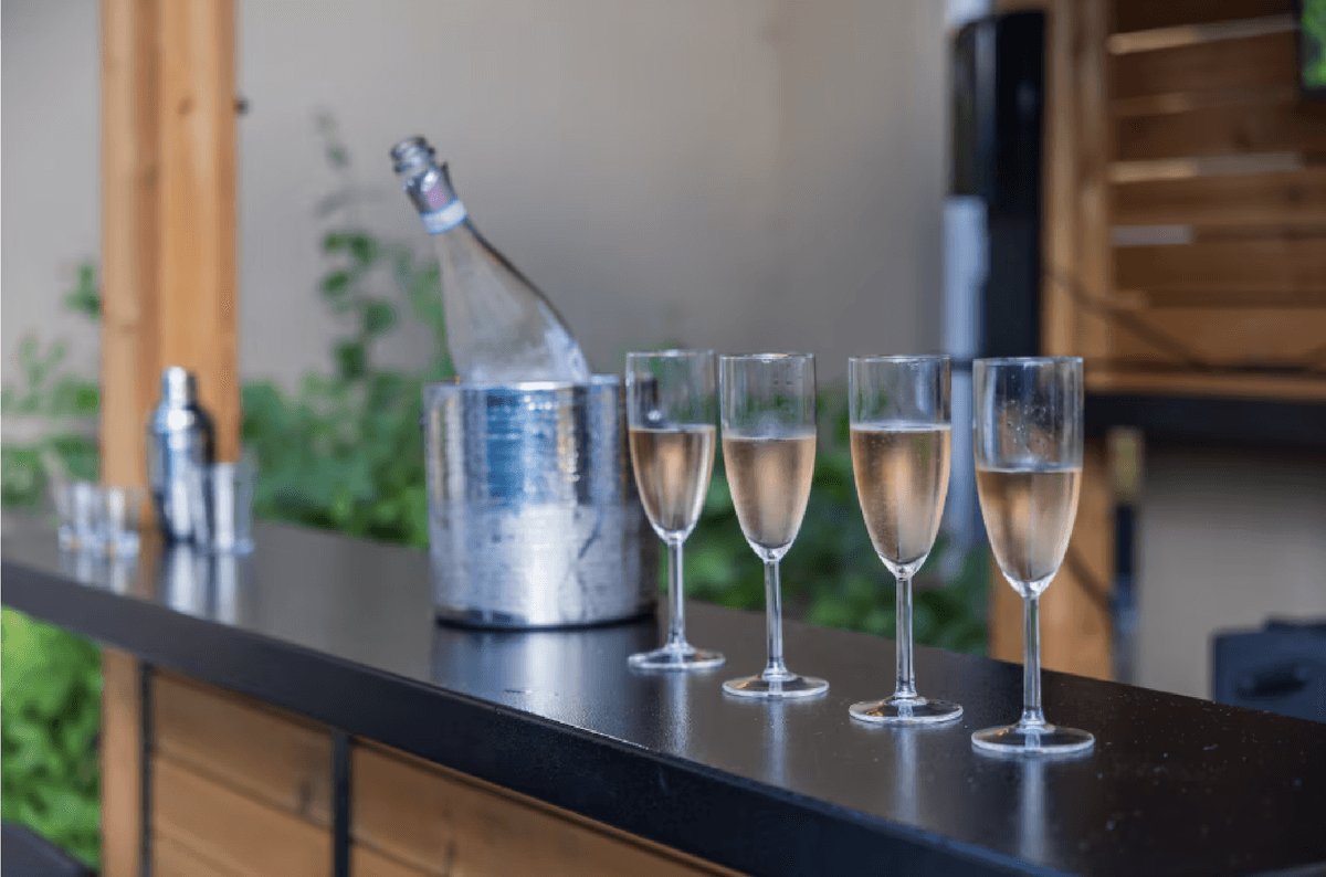 Champagne tastes better under the open sky 🥂